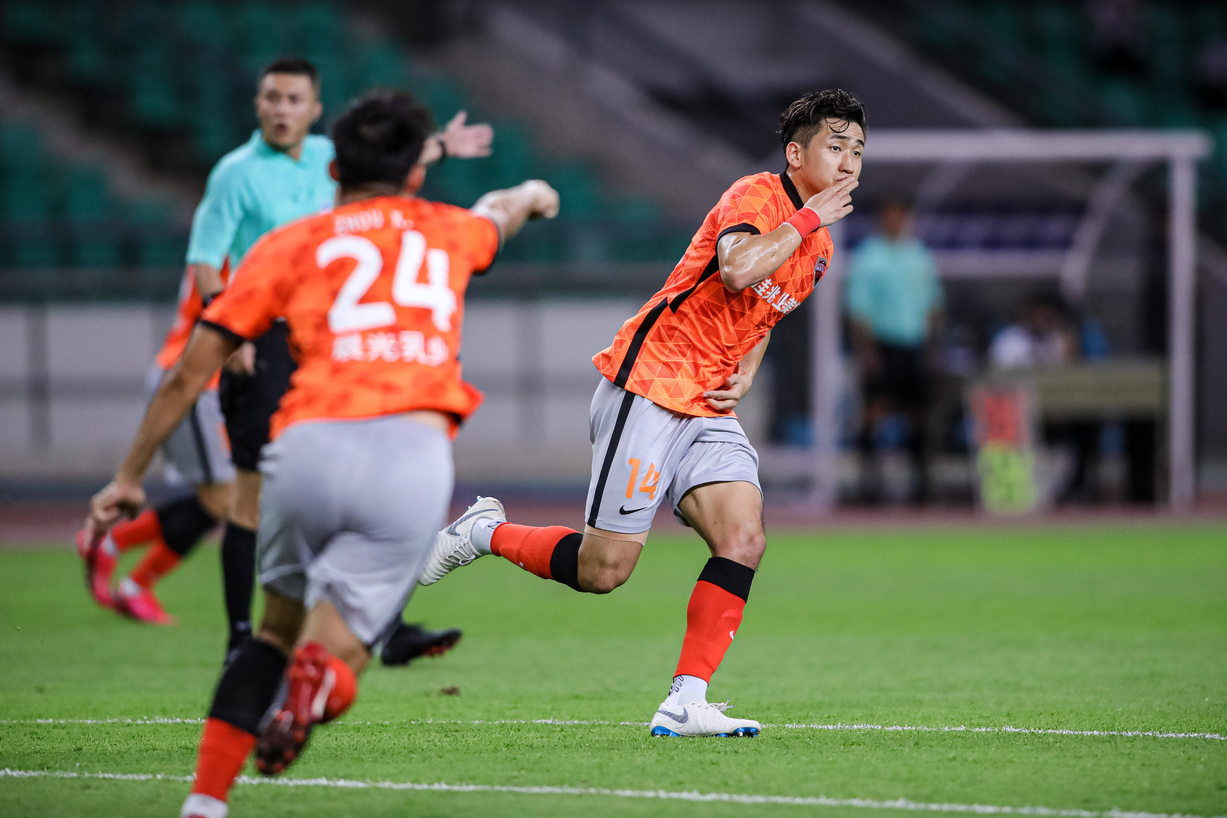 德国杯国际比赛日再迎强敌，印第安纳步行者完成体检，主帅态度：信心回归，年轻球员得到机会的简单介绍