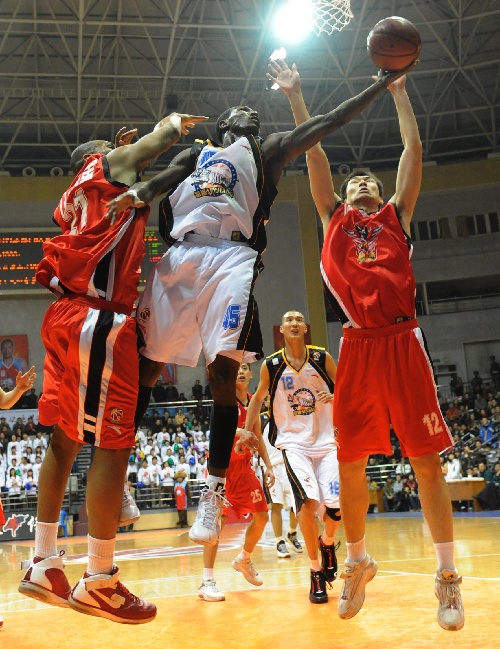 欧超杯赛程吃紧，新疆广汇赛后战术微调，震撼外界，赛程密集仍需轮换的简单介绍